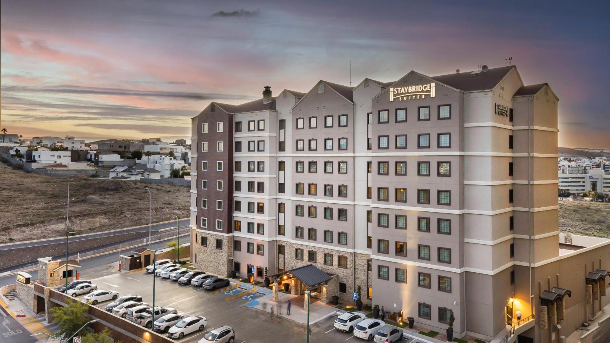 Staybridge Suites Chihuahua By Ihg Экстерьер фото