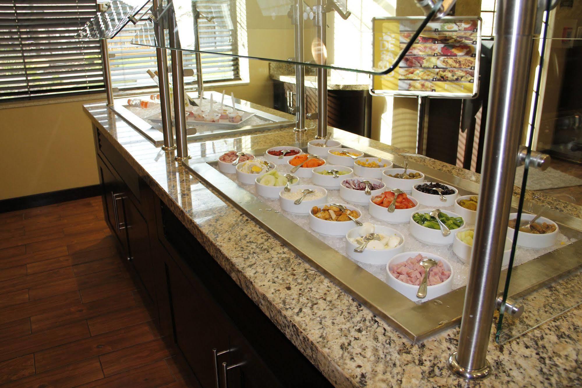 Staybridge Suites Chihuahua By Ihg Экстерьер фото