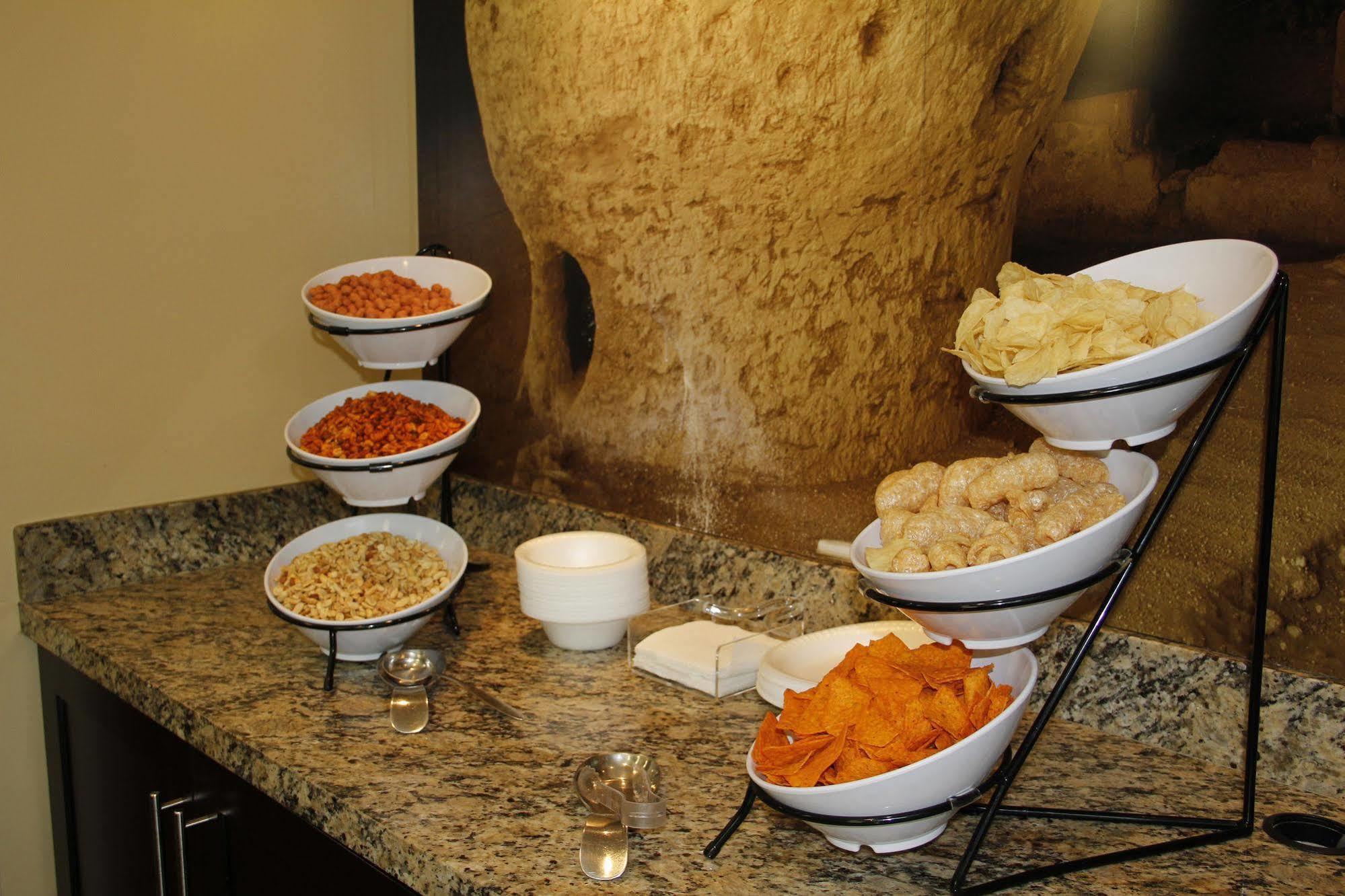 Staybridge Suites Chihuahua By Ihg Экстерьер фото
